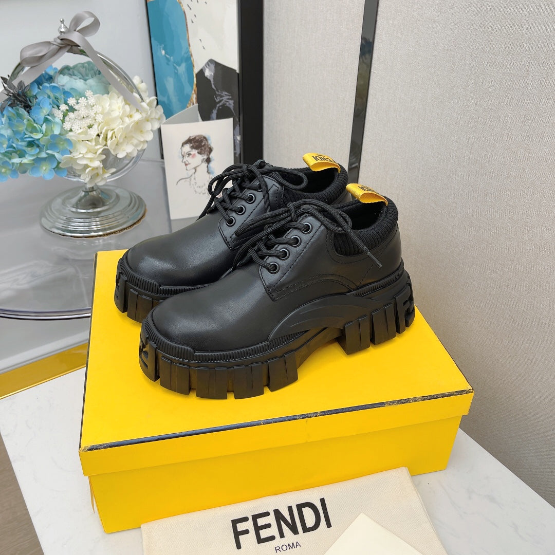芬F家-2022秋冬新款 厚底坦克鞋