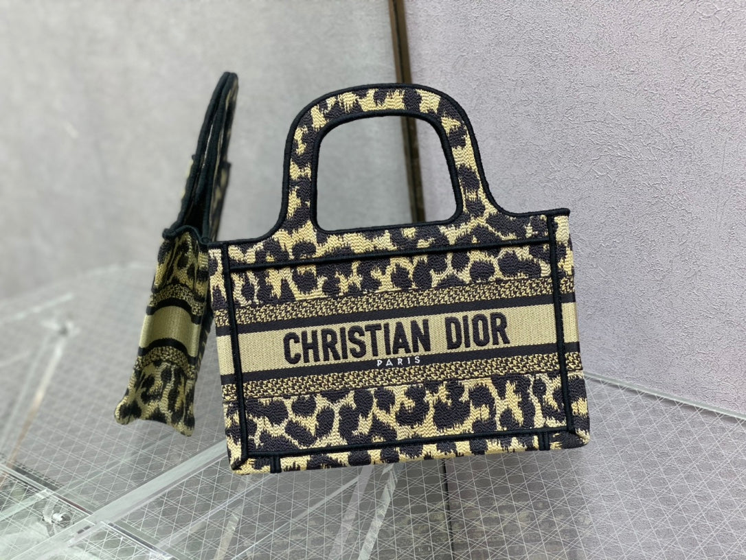 Dior Book Tote-Mini 23cm-豹紋刺繡