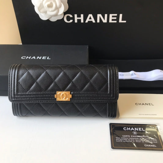 Chanel Leboy 翻蓋長夾-黑色荔枝皮金釦
