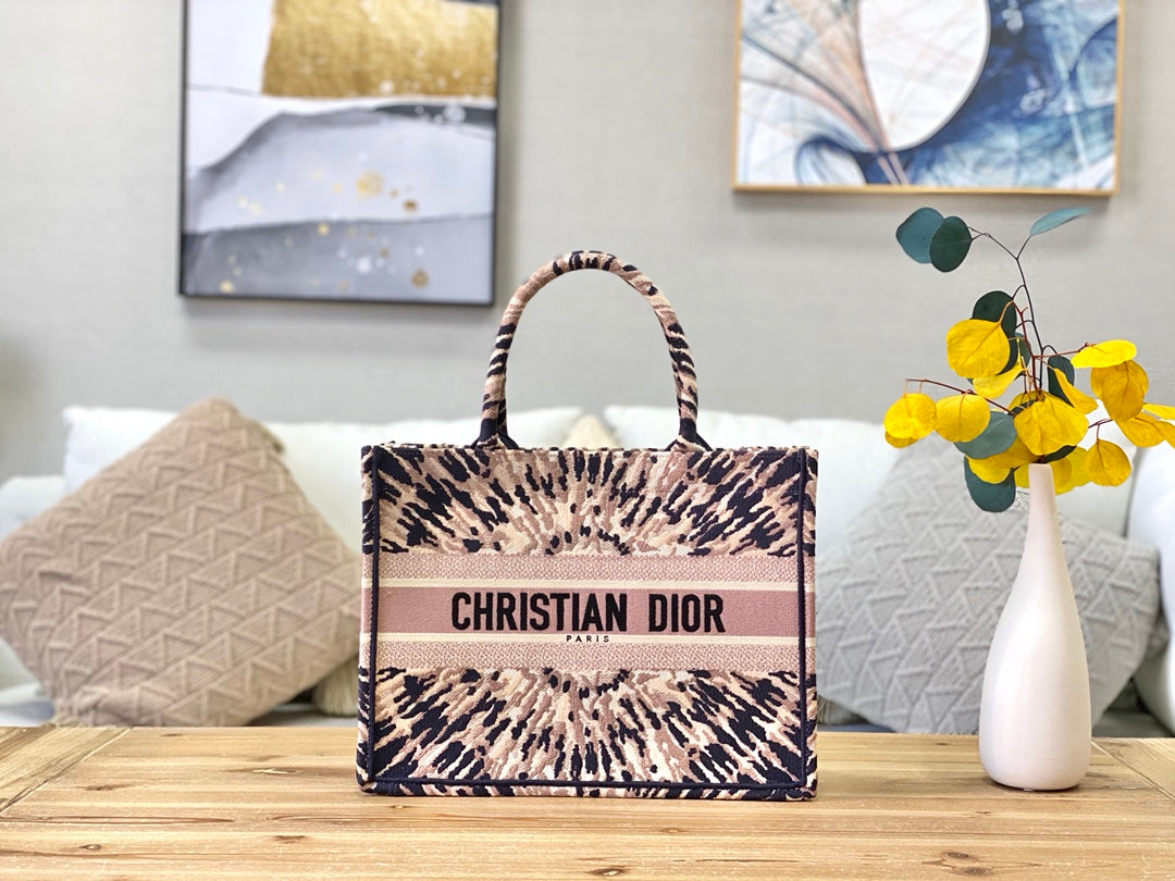 Dior Book Tote-小號36.5cm-萬花筒