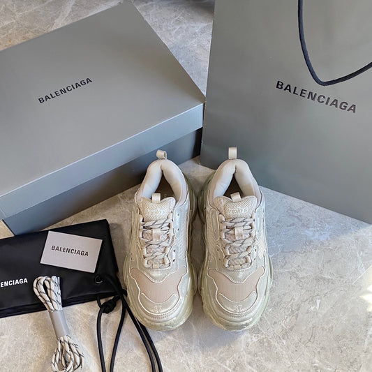 Balenciaga 巴黎世家-老爹鞋