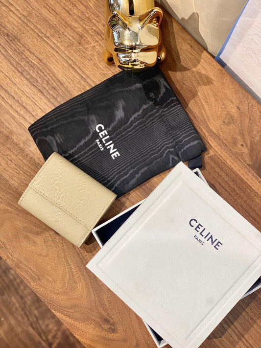 Celine STRAP 小號粒面三折短夾