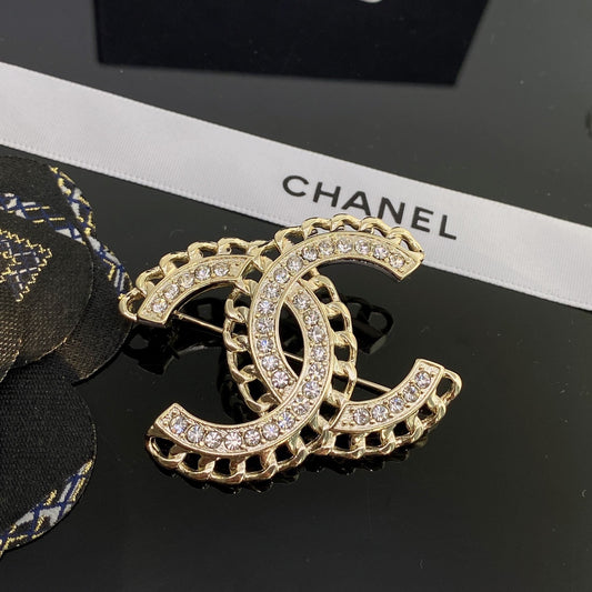 Chanel 胸針