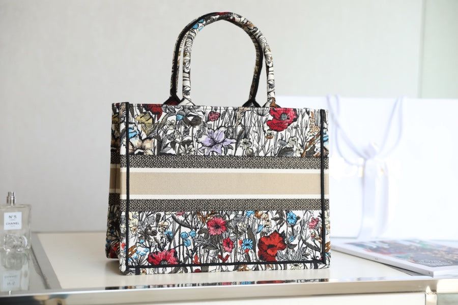 Dior Book Tote-小號36.5cm-月季花系列