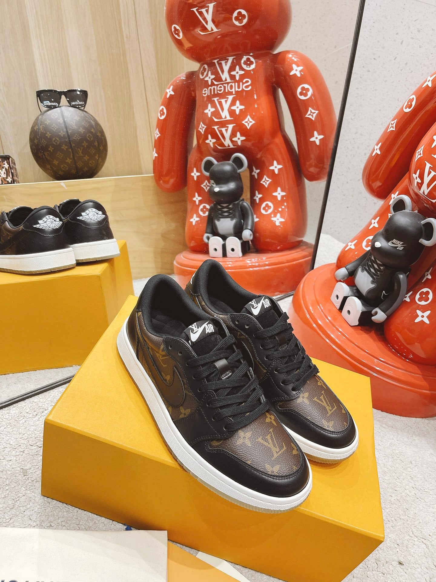 LV鞋-LV x NIKE聯名鞋