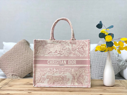 Dior Book Tote-大號41.5cm-刺繡粉老虎