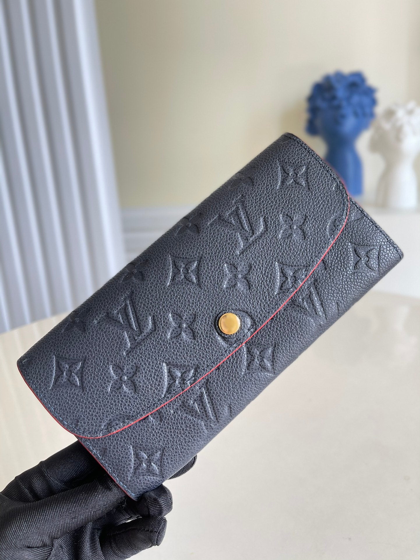 LV M69417海軍藍 Emilie 翻蓋長夾