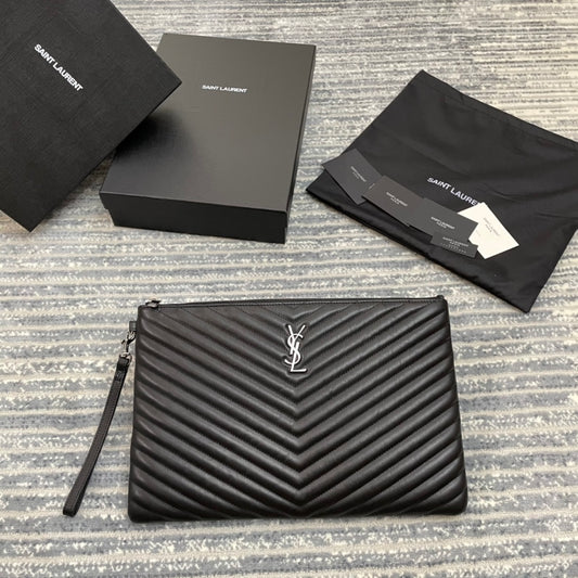 YSL MONOGRAM 大號手拿包-黑色小牛皮銀扣-36cm