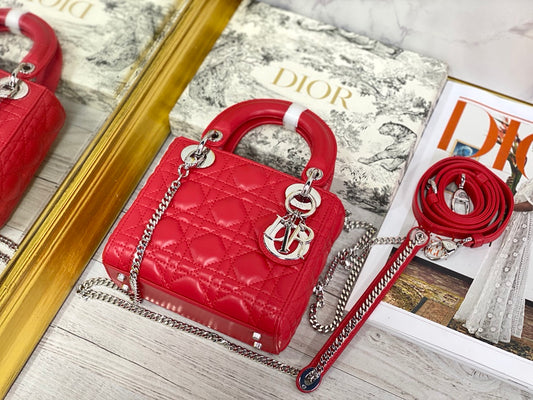 Dior-Mini Lady Dior手袋-三格黛妃-17cm
-紅色銀釦