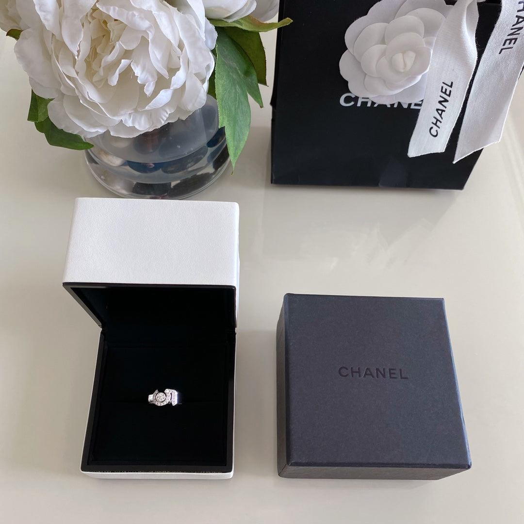 Chanel 戒指