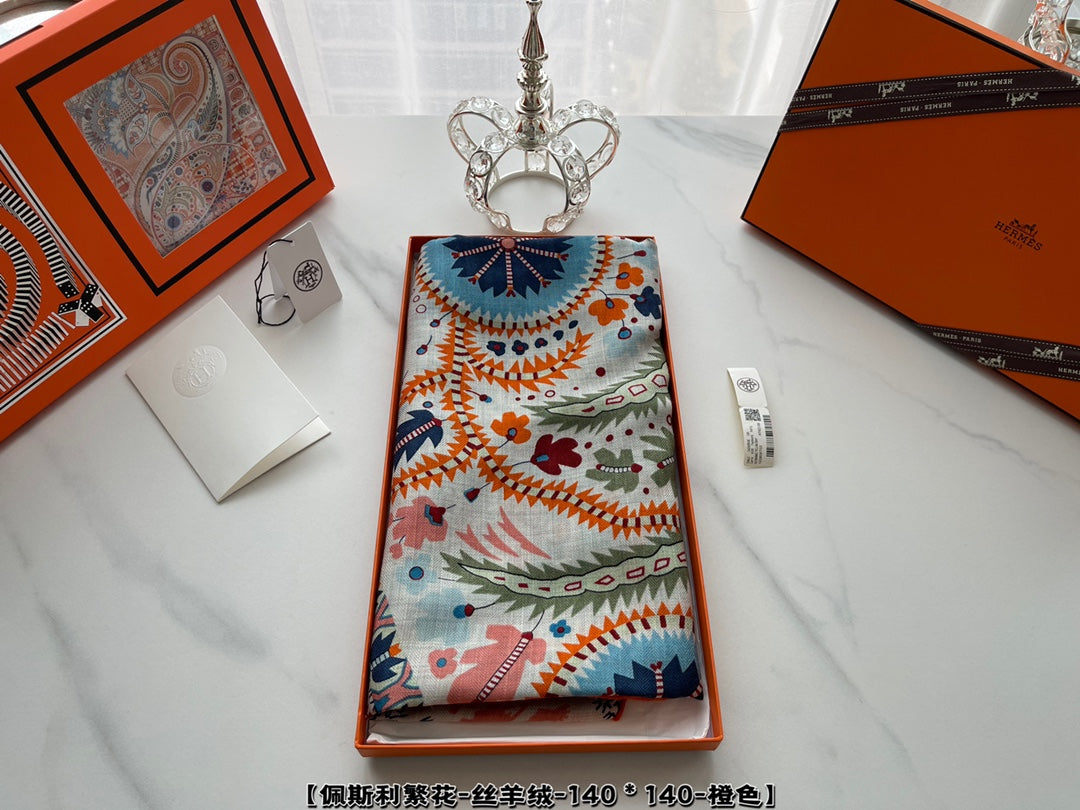 小愛款-佩斯利繁花 140真絲羊絨方巾
