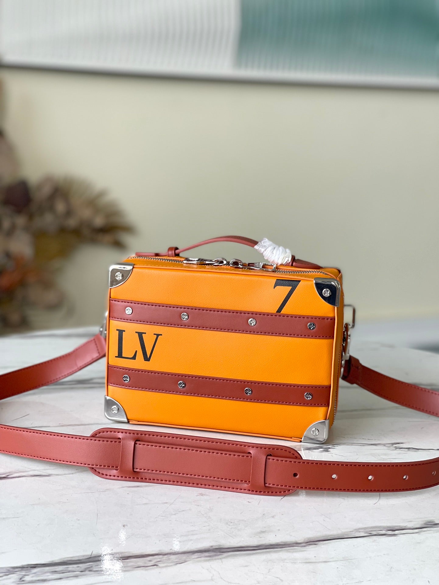 M45885 路L家-Handle Trunk復古box包
