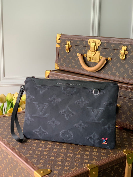 LV M80142 雙面手拿包