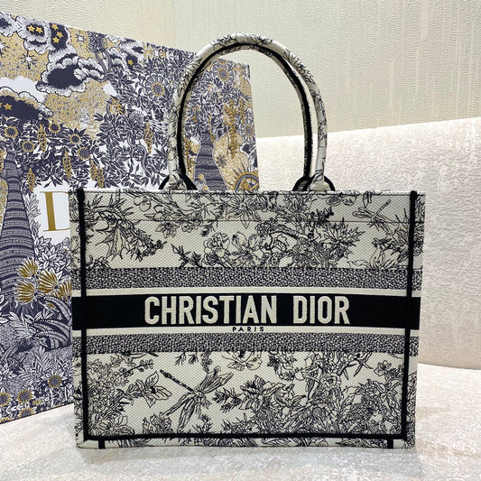 Dior Book Tote-小號36.5cm-黑白早春花卉
