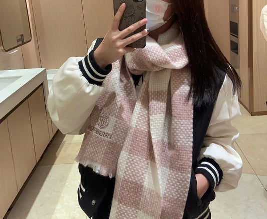巴B家-輕縮羊毛方格圍巾 32*190cm 125克 100%羊毛 粉色