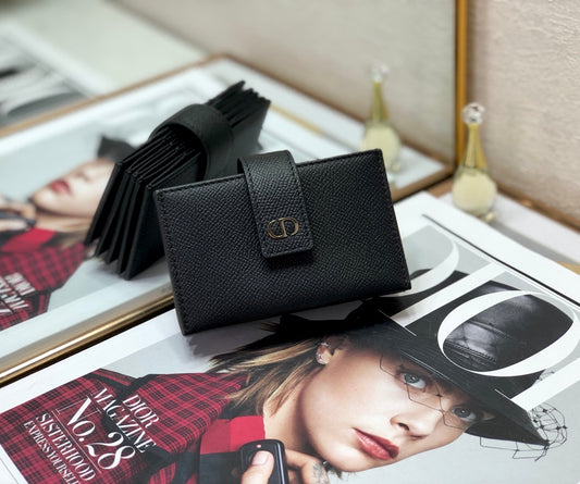 Dior 風琴卡包