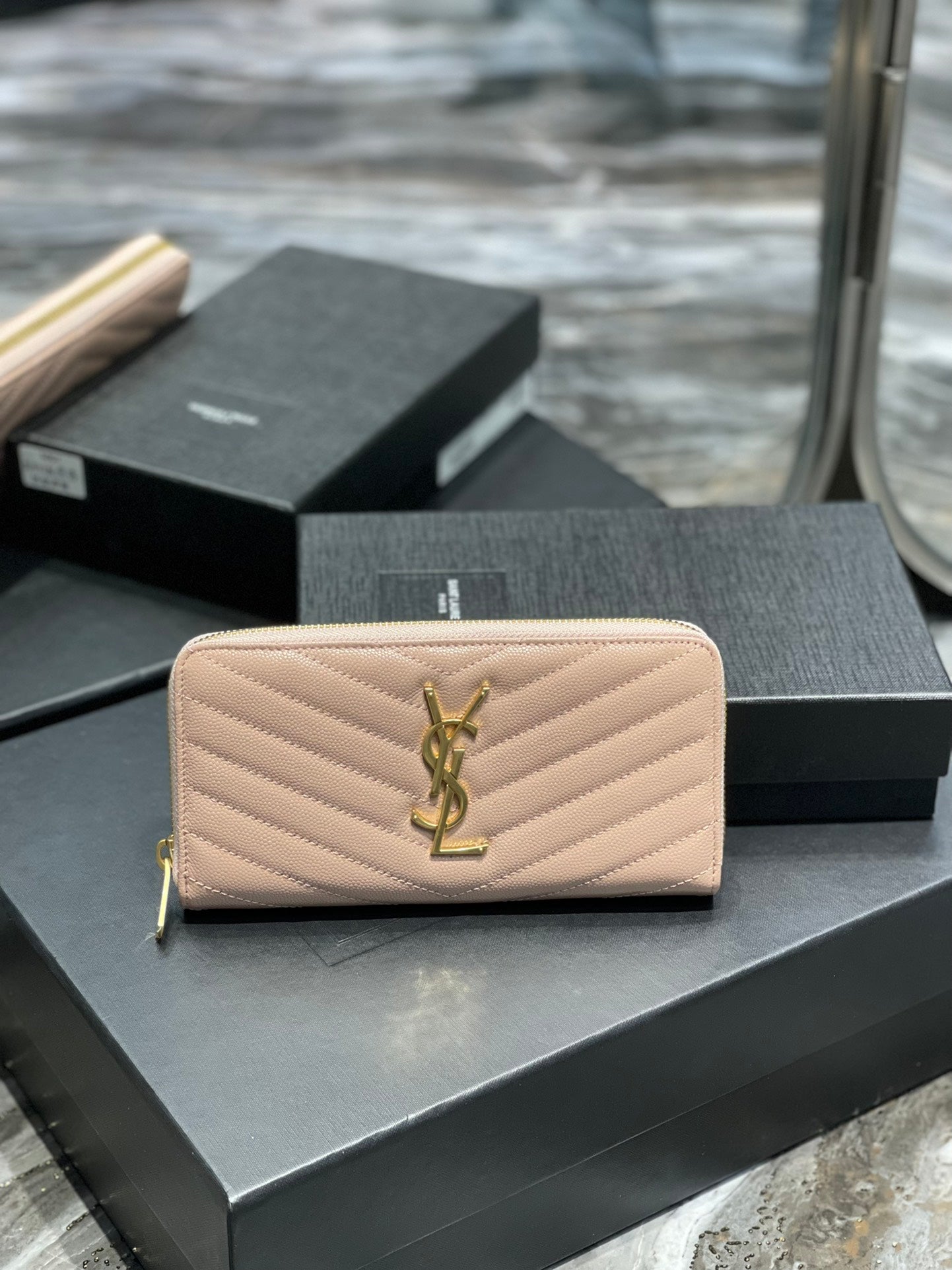 YSL 拉鍊長夾 粉色金扣