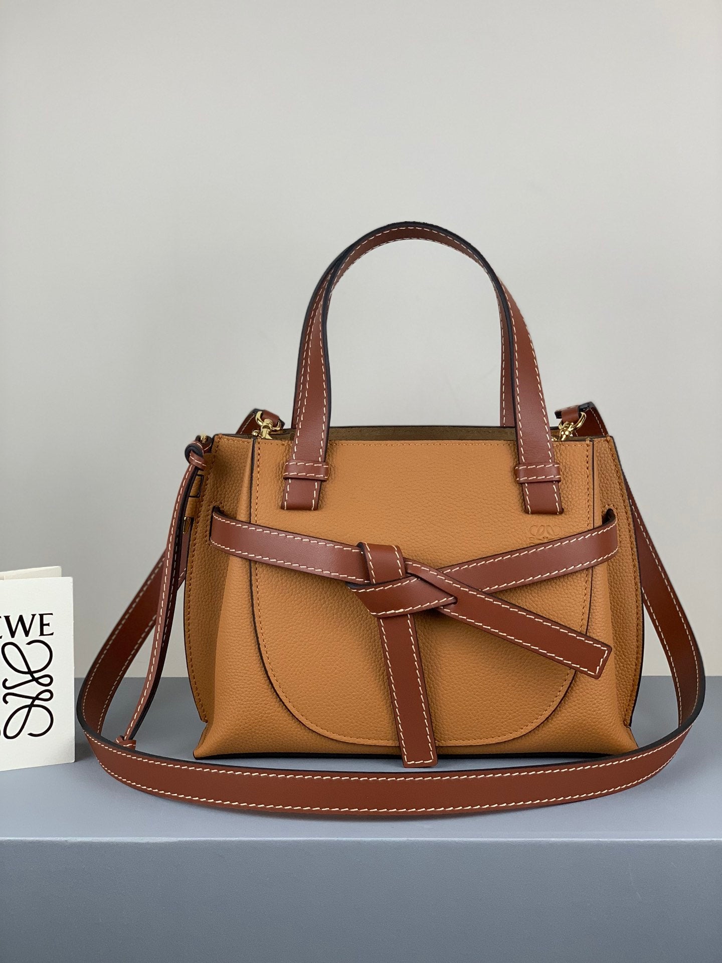 羅L威-gate Mini 手袋