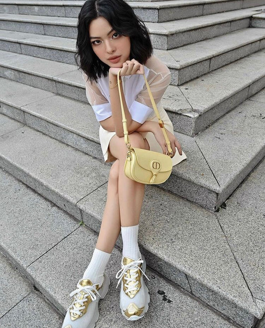 Dior Bobby系列 East-Wes 腋下包 米黃色