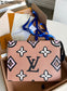 LV M80752 手拿包