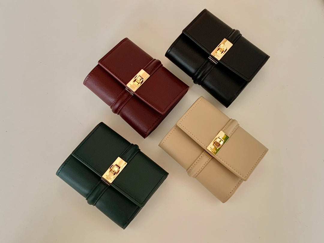 Celine 小號亮澤牛皮革三折短夾