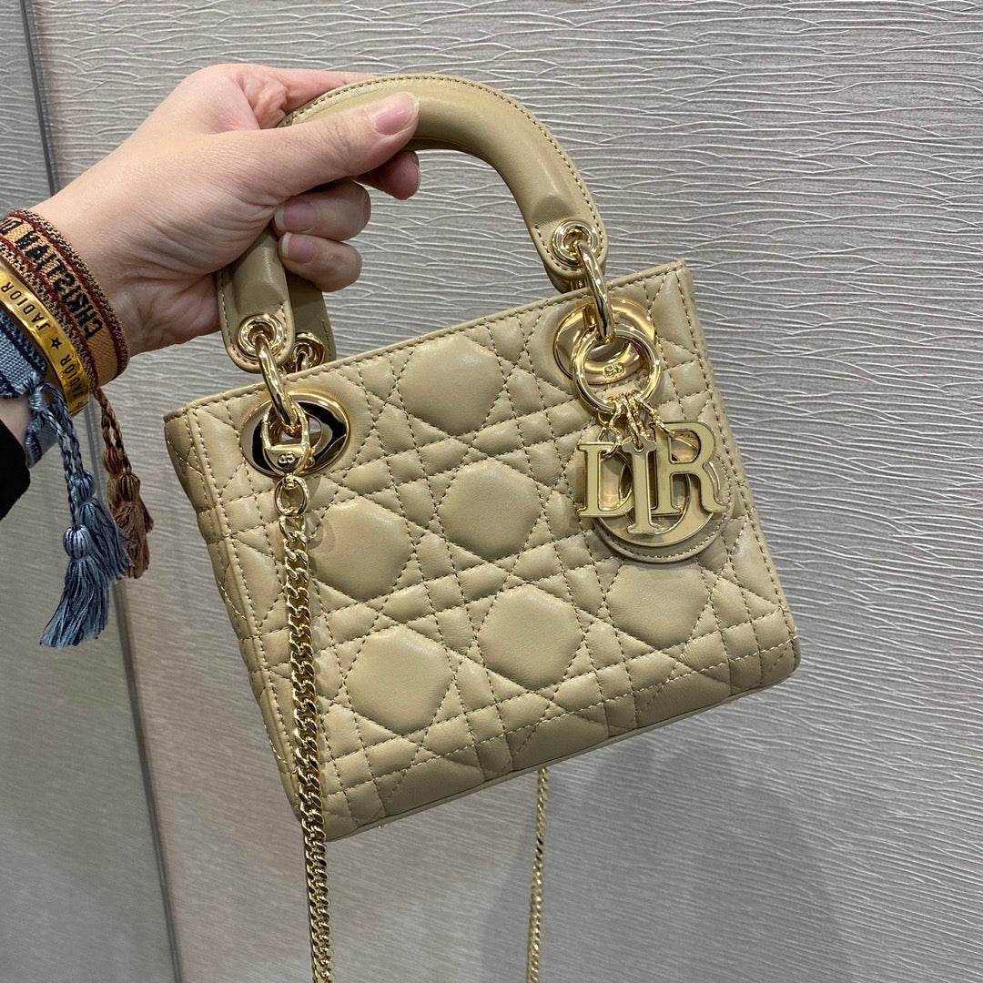 Dior-Mini Lady Dior手袋-三格黛妃-17cm-熔岩棕珐瑯扣