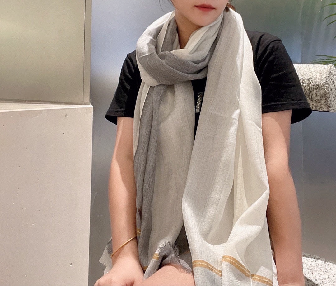 小香家-柔美素面圍巾 105*180cm 灰色