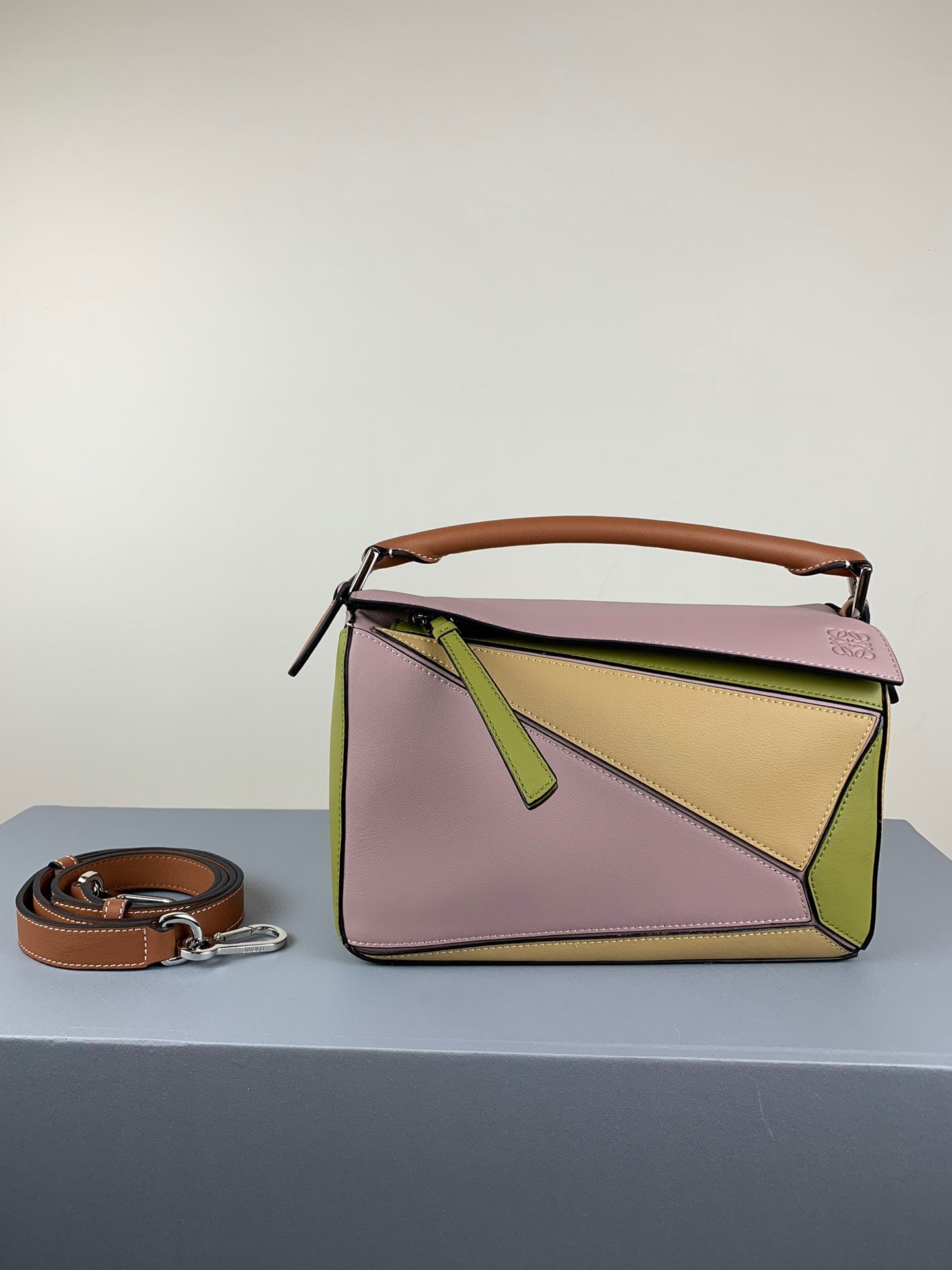 羅L威-Puzzle bag 小牛皮 小號