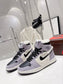 N1KE-WMNS Air Jordan 1 男女同款 毛毛款 灰色