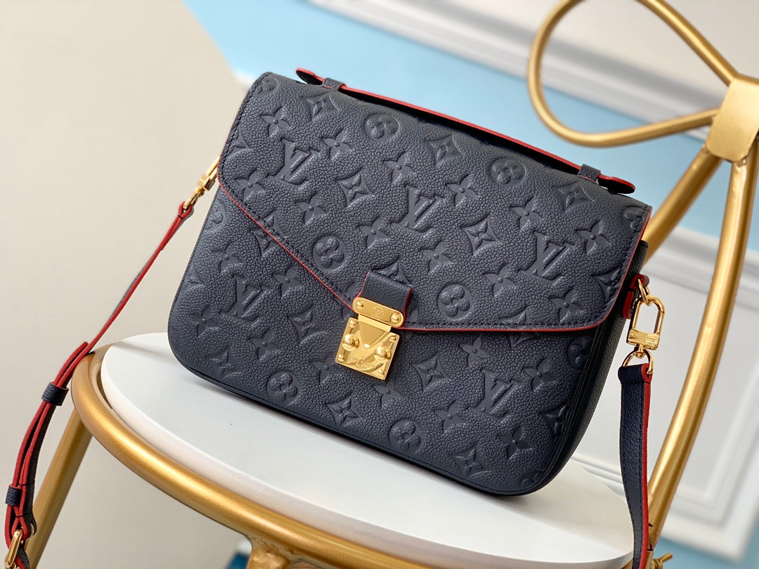 M44071 路L家-Pochette Métis郵差包