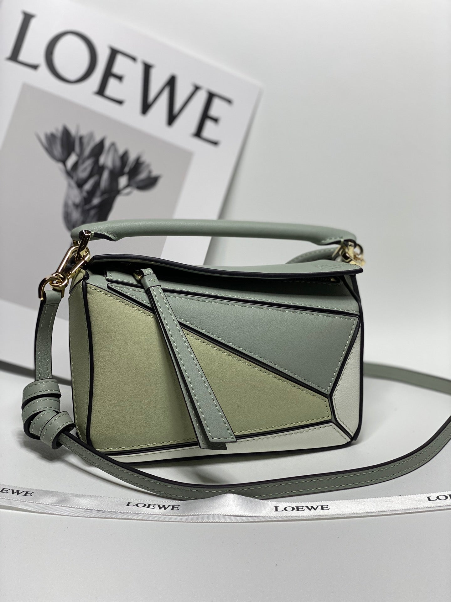 羅L威-Puzzle bag mini 小牛皮