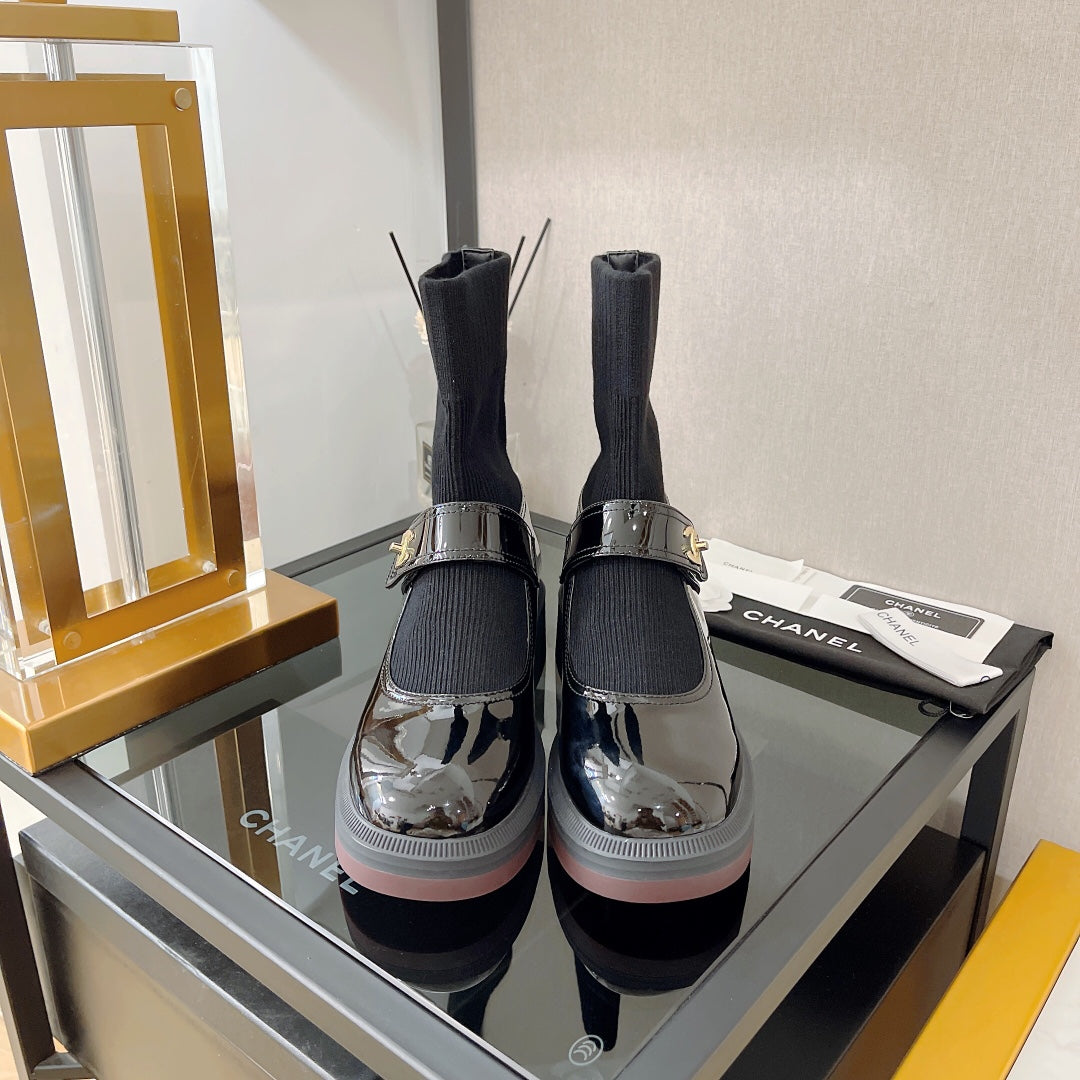 小香家-22SS瑪麗珍襪靴 金屬釦LOGO裝飾（尺碼35-39，40訂製）