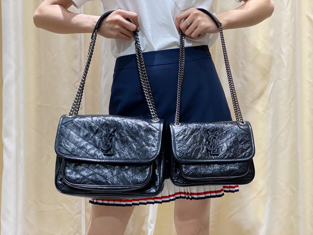 聖Y羅-Niki 28cm/22cm 大小比對圖
