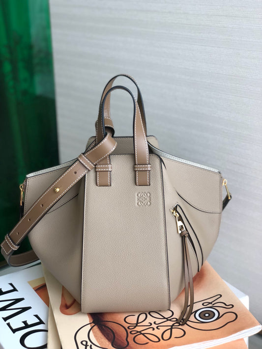 羅L威-Hammock 小號13.5X25X30 cm  荔枝紋沙色