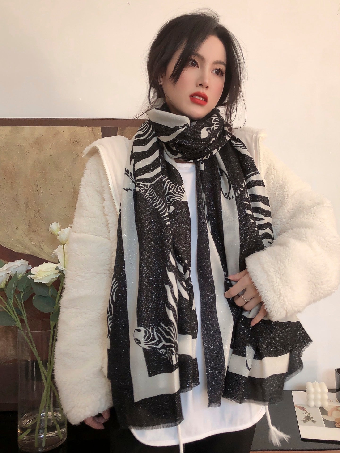 小愛款-駿馬典禮長圍巾 100*200cm 羊絨印花 黑色