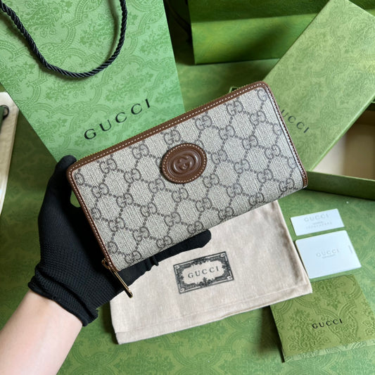 Gucci 經典老花拉鍊長夾