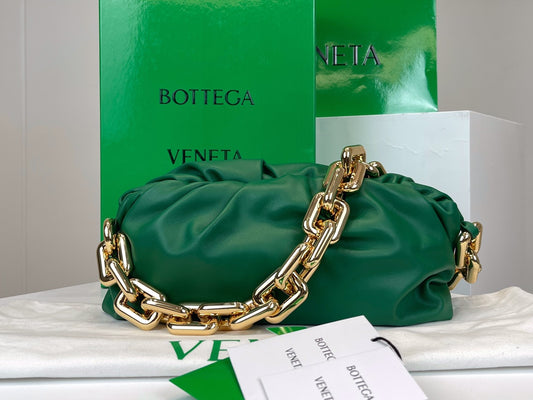 B編織- The Chain Pouch 鏈條雲朵包 31x12x16cm
