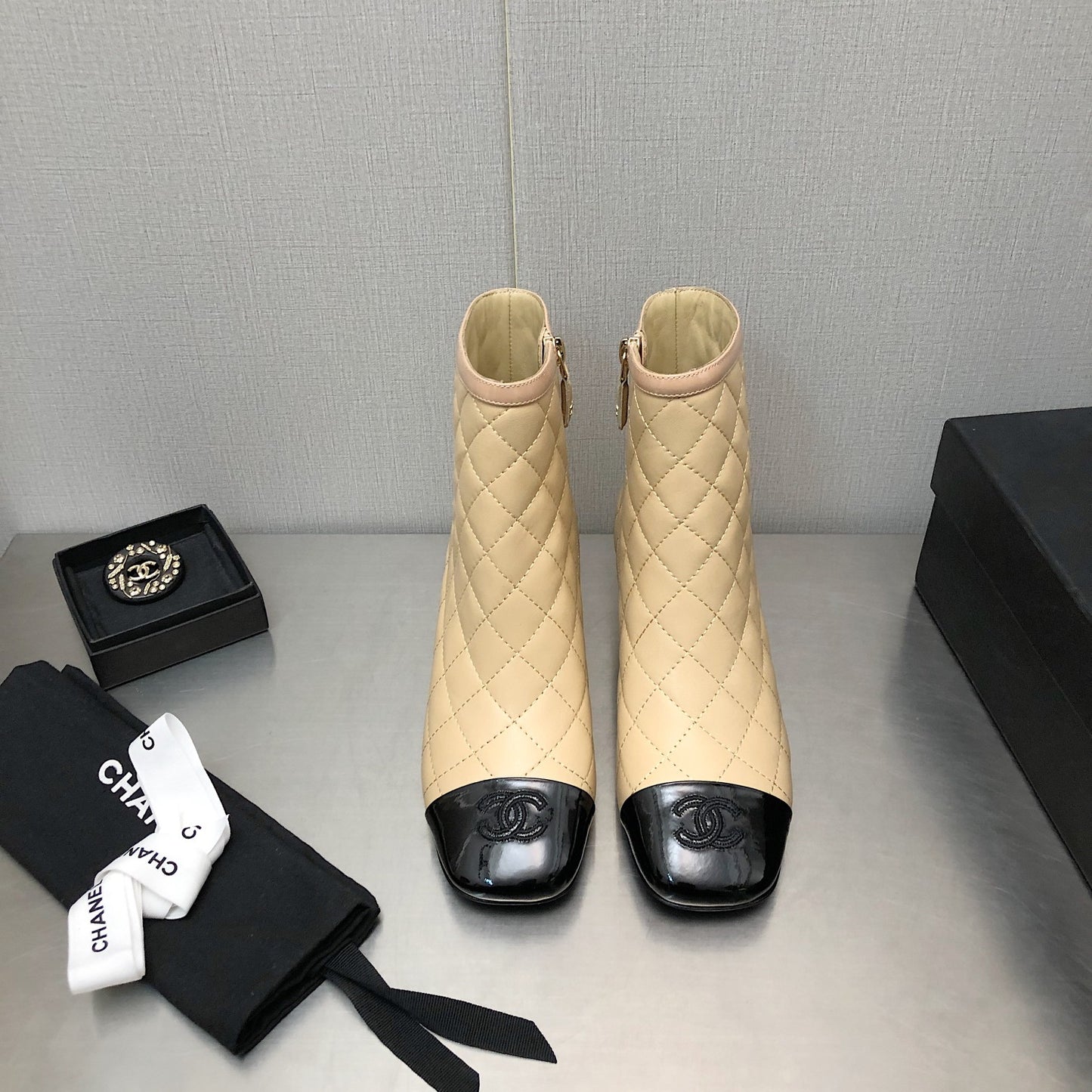 小香家-2022秋冬新款 菱格短靴 杏色