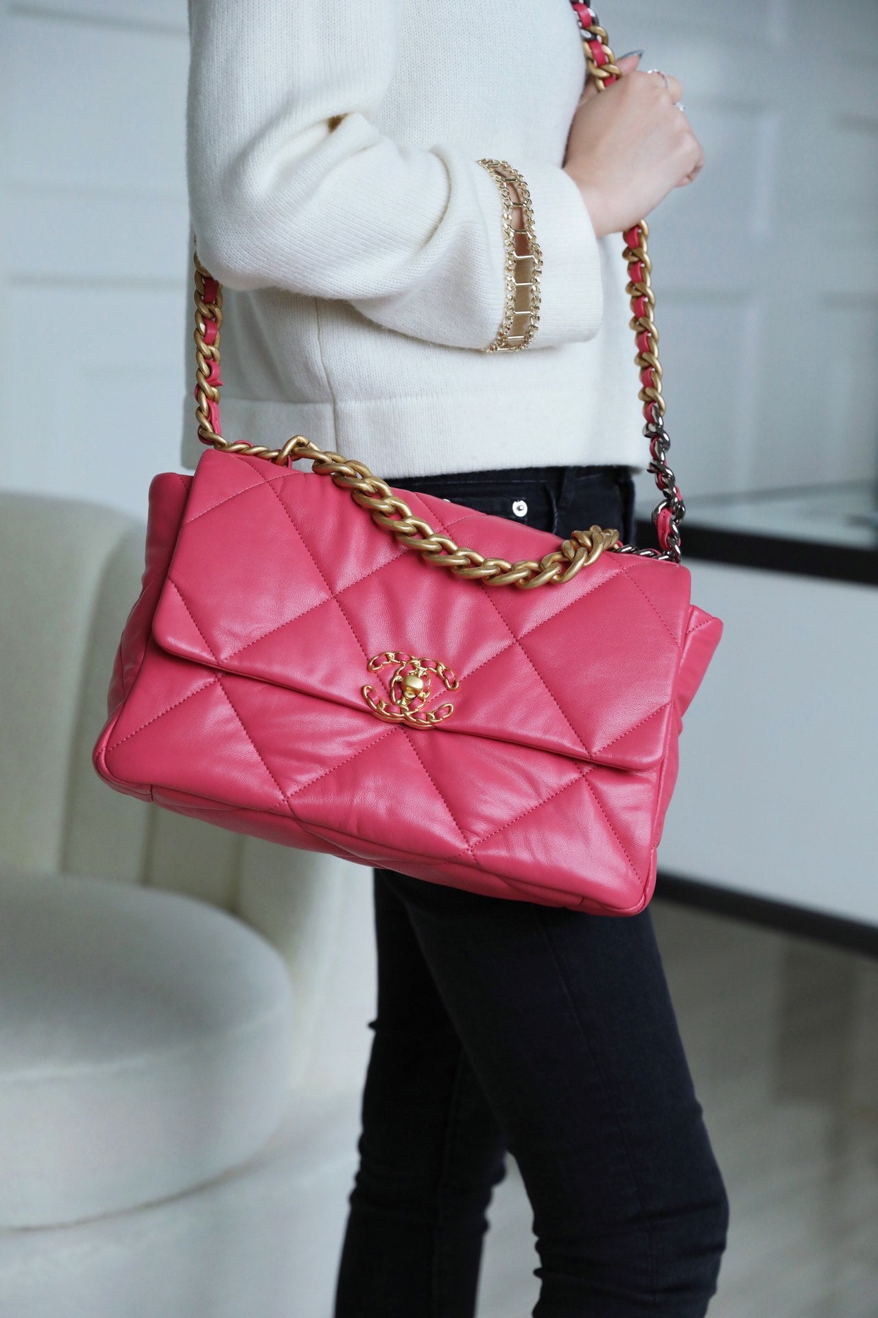Chanel 19Bag-中號唇膏粉