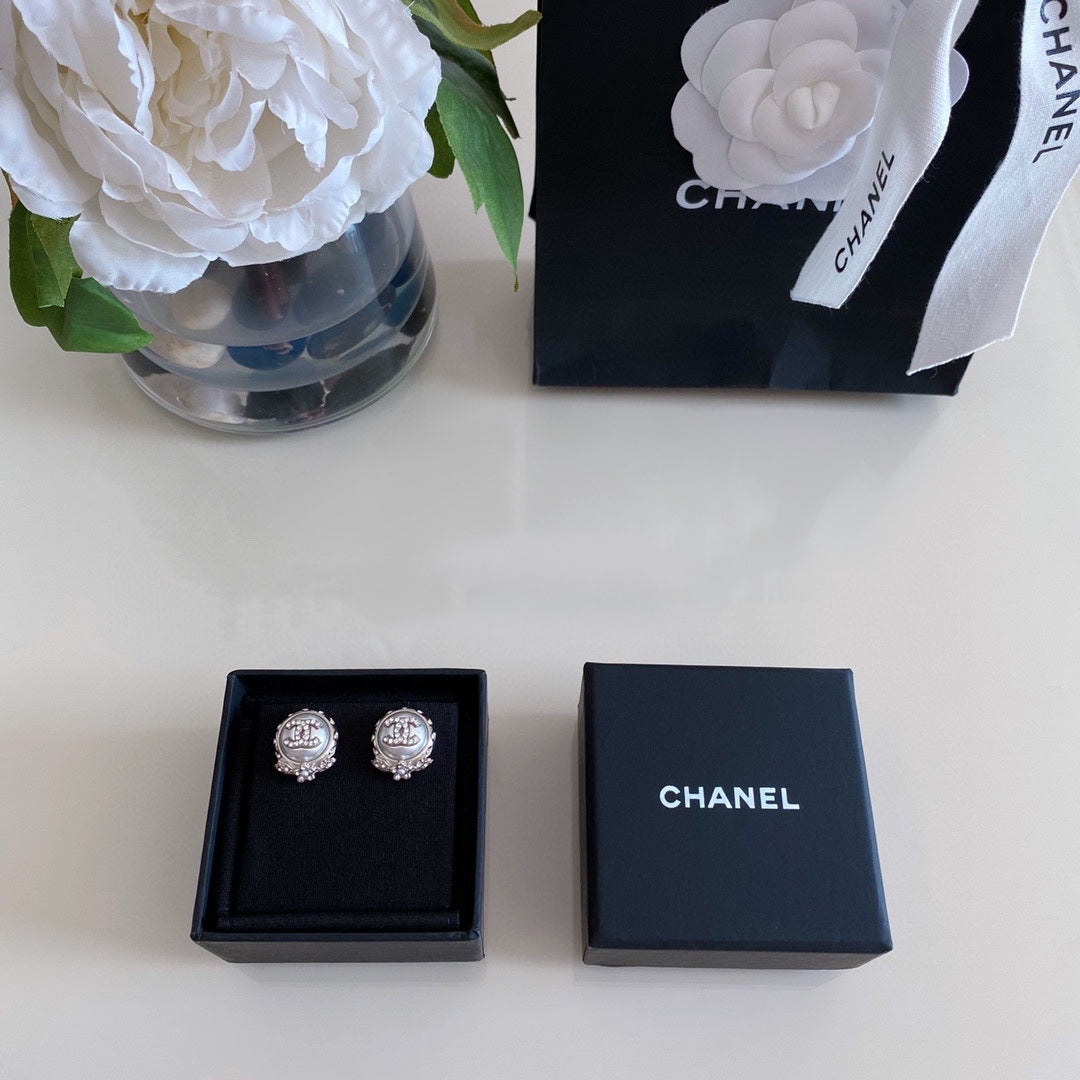 Chanel 耳環