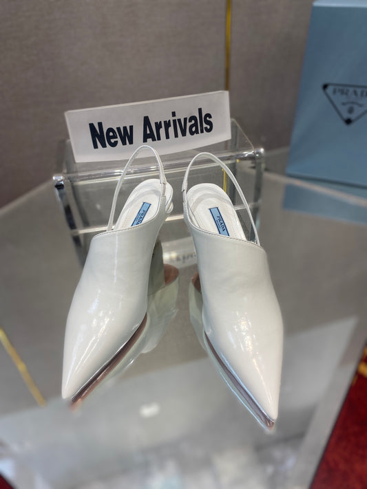 Prada 鞋-Prada 尖頭低跟量跟鞋