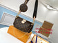 M44813 路L家-Multi Pochette Accessories 三合一包 粉綠色