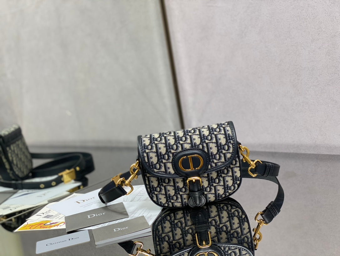 Dior-Bobby包 oblique系列秋冬 小號 經典藍布