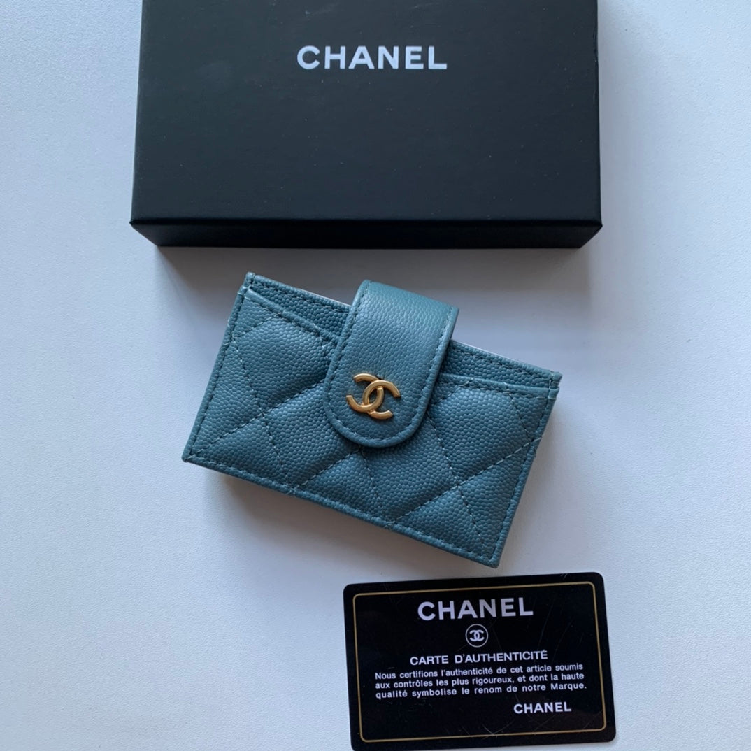 Chanel 多隔層風琴卡包