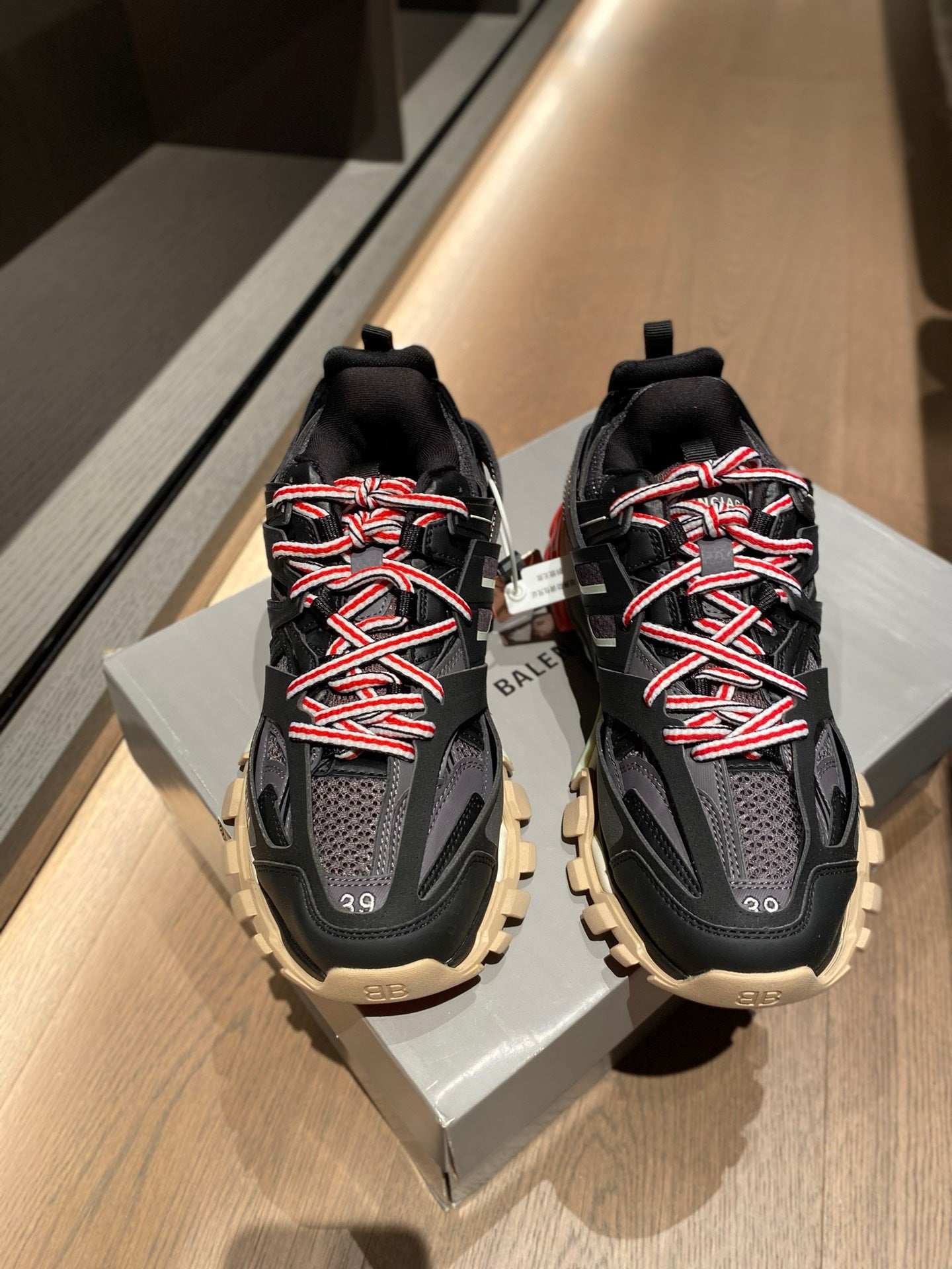 Balenciaga 巴黎世家-老爹鞋