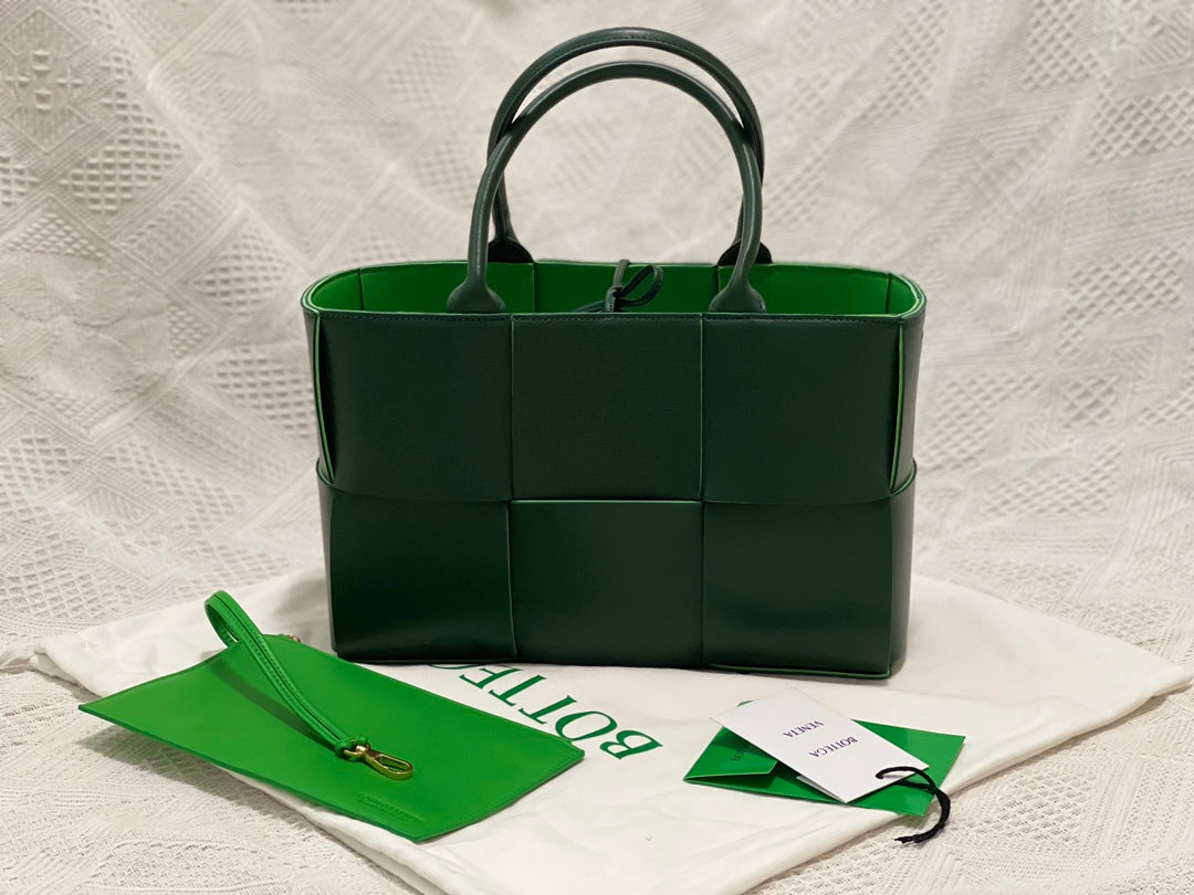 B編織-Tote 托特包 Mini 牛皮 30x20x11.5cm