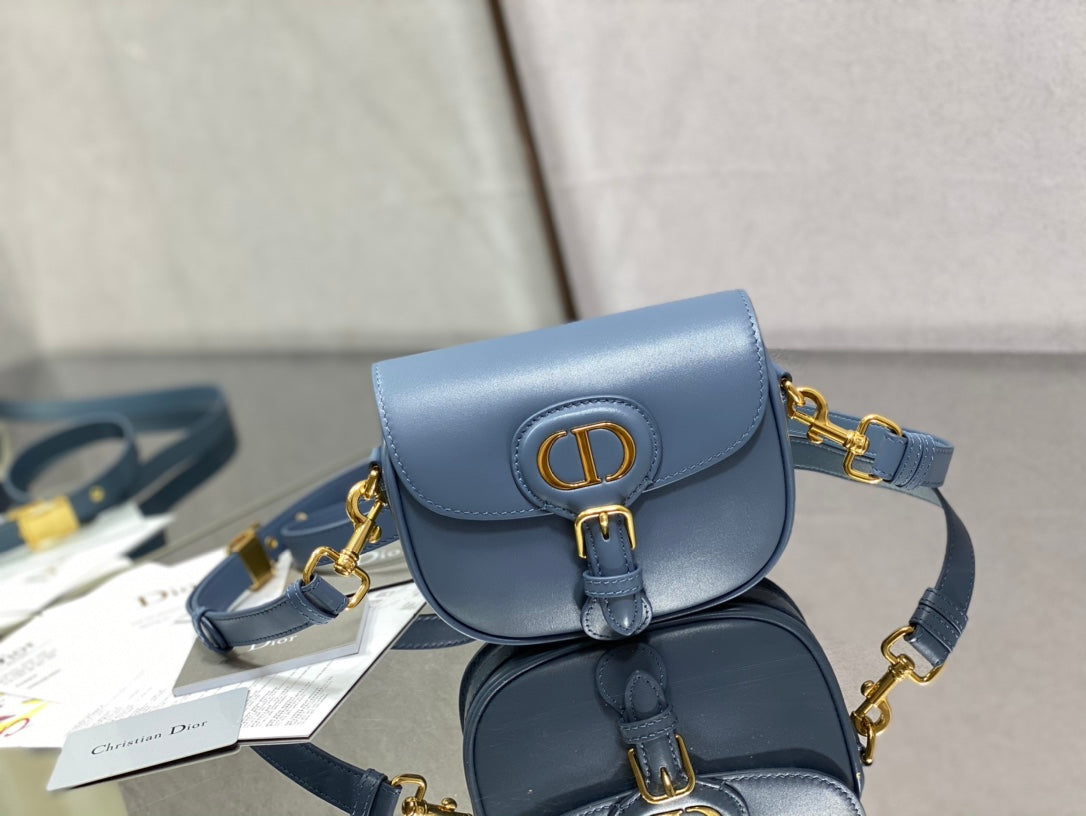 Dior Bobby-小號18cm-復古藍牛皮