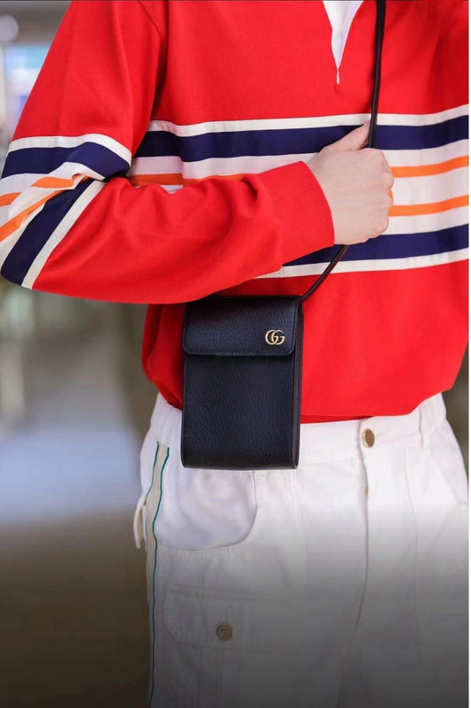 Gucci 手機包