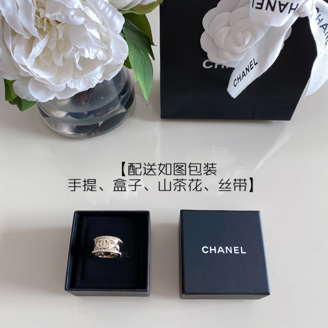 Chanel 戒指
