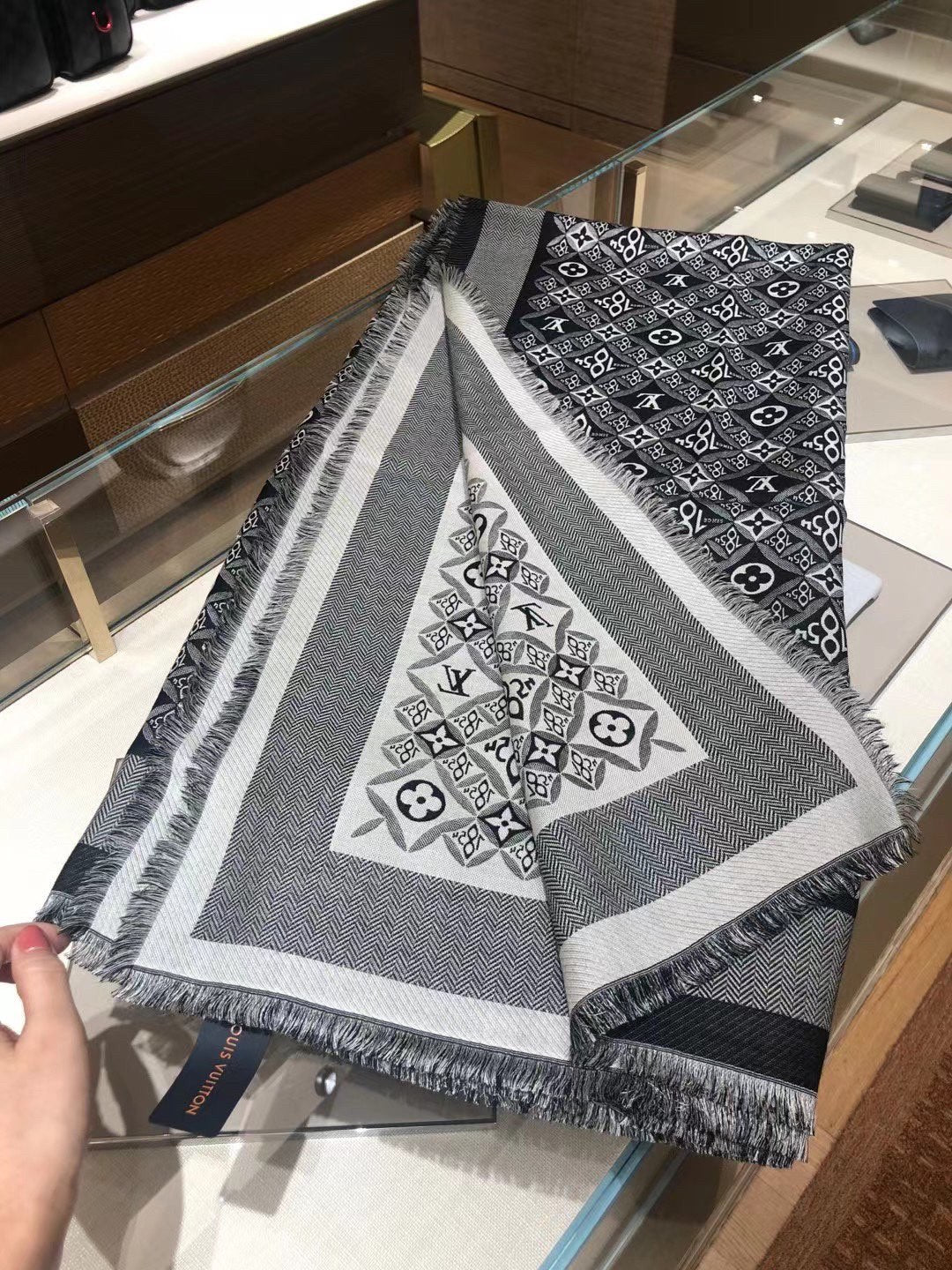 路L家-Monogram披肩-142.5cm